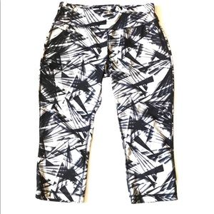 🍍Danskin Now” Yoga pants Size:Small